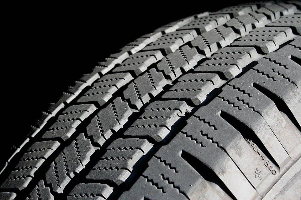 Yokohama BluEarth-ES ES32 185/65 R15 tomus tekeri